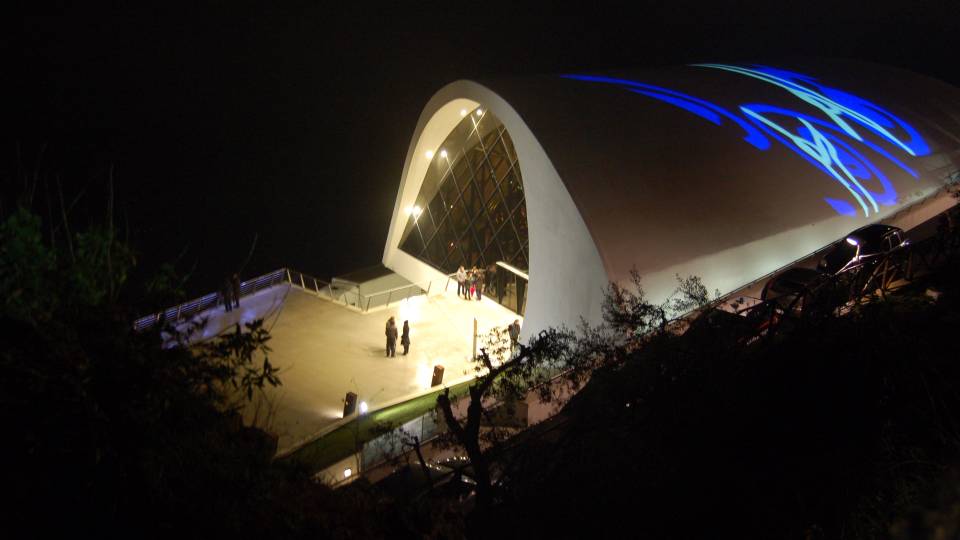 Par Um Mundo Meyor - Omaggio a Oscar Niemeyer