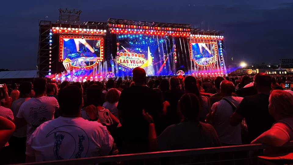 LIGABUE LA NOTTE DI CERTE NOTTI